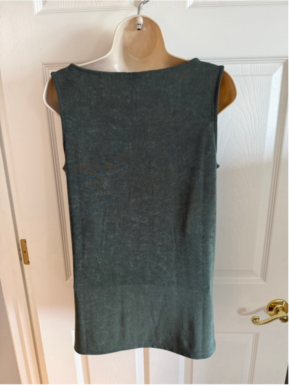 Chico's Side-Slit Tank in a dark green size 0 (US S) - Picture 2 of 7